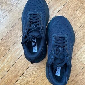 HOKA Bondi 8 in black size 6 wide; lightly used, still in excellent condition